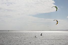 Kitesurfen op Terschelling by Nynke van der Ploeg