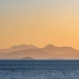 Sunset over Lake Taupo, New Zealand by Martijn Smeets
