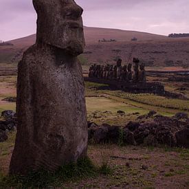 Lever du soleil à Ahu Tongariki, île de Pâques, Rapa Nui sur Bianca Fortuin