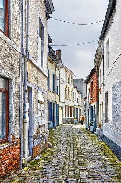 Straatje in Dinant, Belgie van Frans Blok