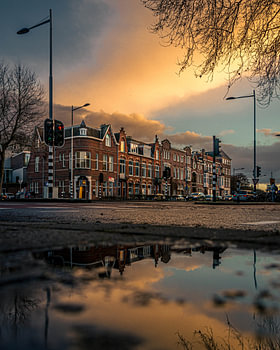 Magnifique coucher de soleil dans le centre ville