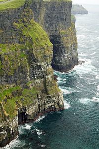 Die Cliffs of Moher sind die bekanntesten Klippen in Irland.