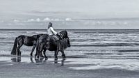 Aan het strand Noordwijk aan Zee van HvNunenfoto thumbnail