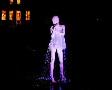 Lila Dame von Martina Dol