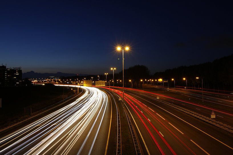 Hustle and bustle on the highway by Erik Winde