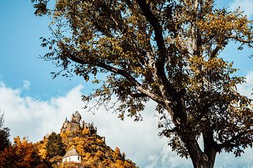 Château sur la montagne à Cochem sur Karen Velleman