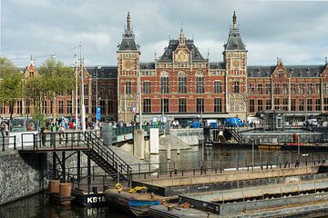 Centraal Station Amsterdam van Elles Rijsdijk