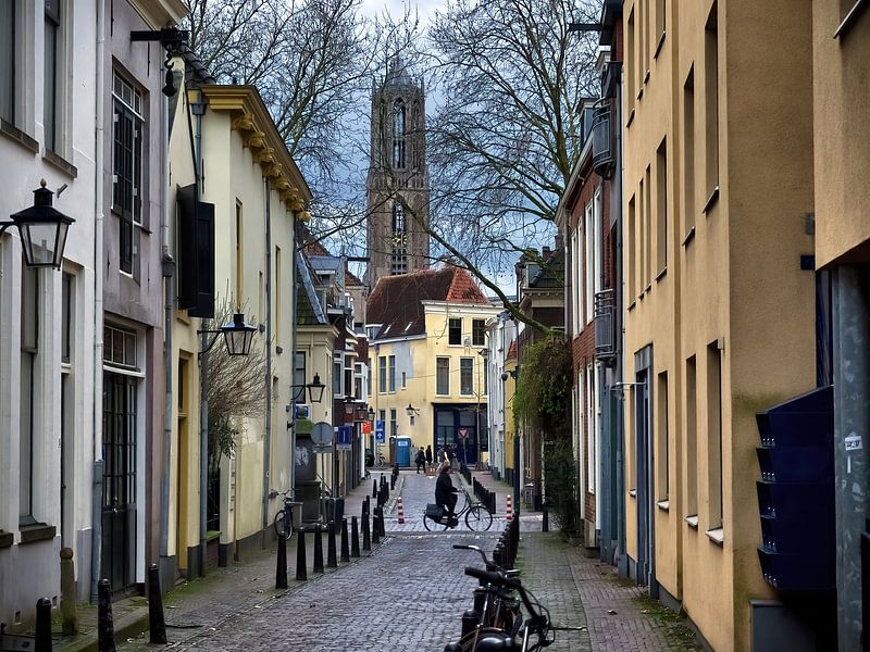 Domtoren Utrecht vanuit de Korte Lauwerstraat par Patrick van den Hurk