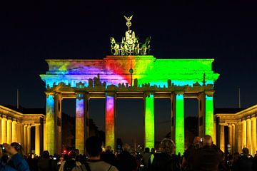 Brandenburg Gate in special lighting by Frank Herrmann