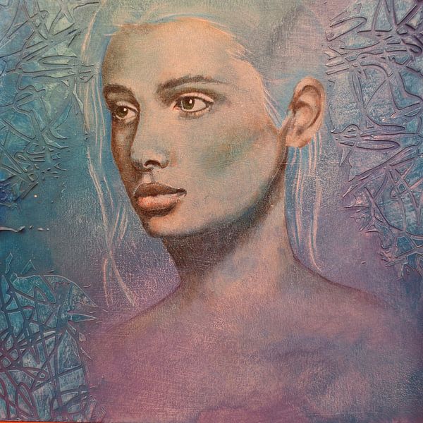 Goddess 2 by Helma van der Zwan