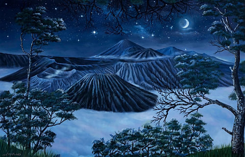 Landschaft am Bromo unter sternenklarem Nachthimmel mit Halbmond