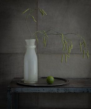 vase with lime
