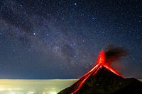 Breathtaking volcanic eruption under the Milky Way