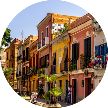 Gekleurde huizen van Cagliari van Rene Siebring