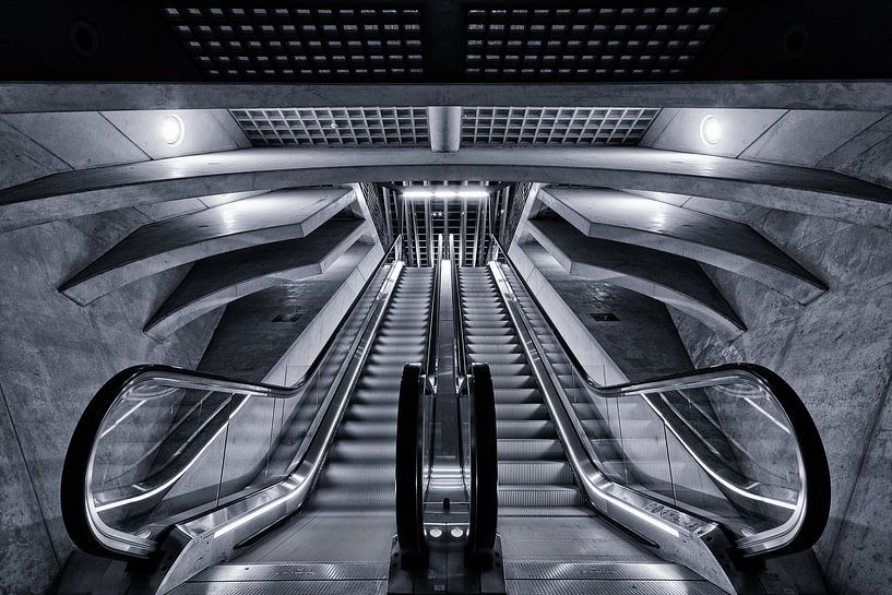 Stairs at Liège Guillemins by Bert Beckers