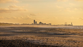 Scheveningen enveloppée de brume sur Sebastian Stef