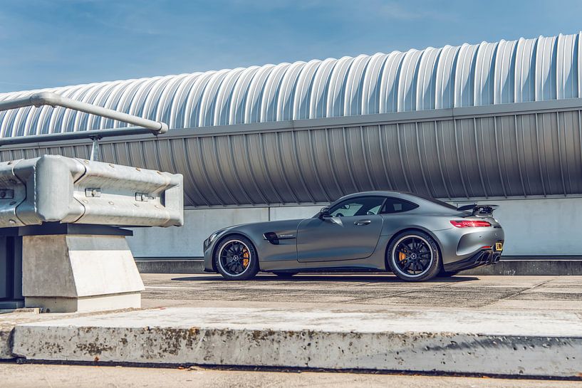 Schöner Mercedes-AMG GT R von Bas Fransen