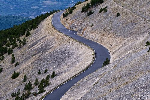 Mountain road to Mont Ventoux
