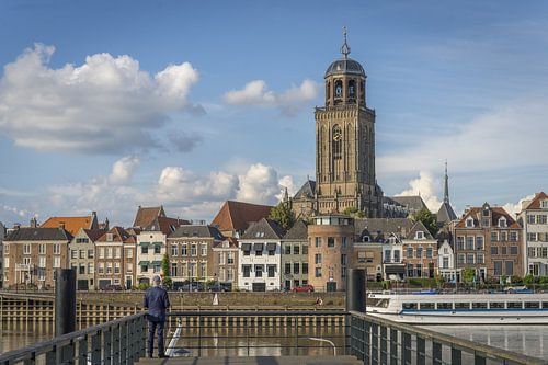 Looking at Past and Future: Deventer through the Lens