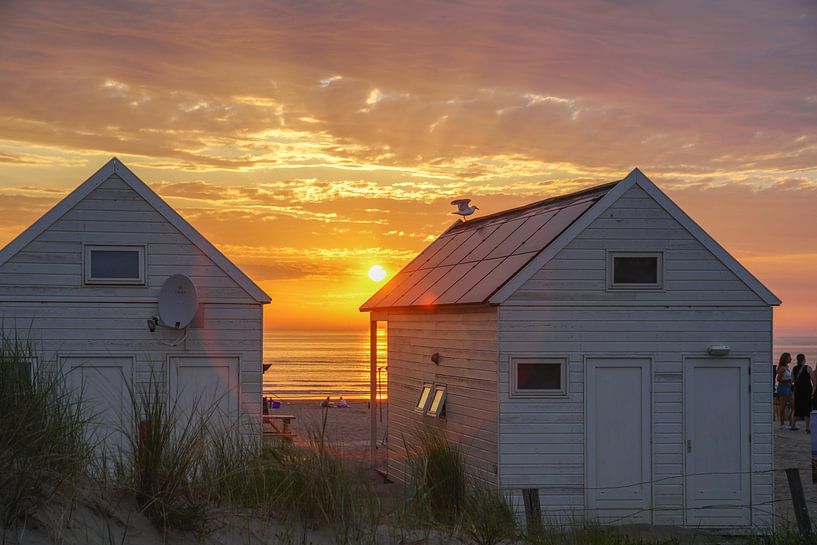 Beach and sun on the coast of Katwijk aan Zee by Dirk van Egmond