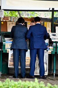 Les hommes en costume Rome