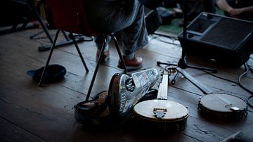 Banjo's liggen te wachten tot hun beurt van Customvince | Vincent Arnoldussen
