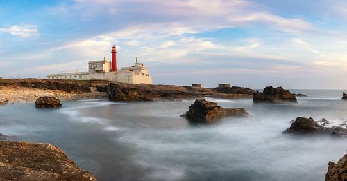 Vuurtoren van Cabo Raso aan de Atlantische kust van Portugal