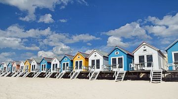 Strandhuisjes op het stand van Vlissingen in Zeeland