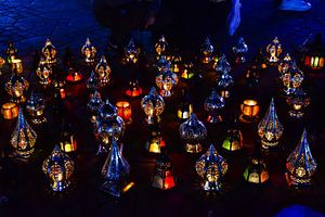 Laternen bei Nacht