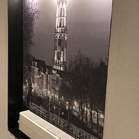 Klantfoto: Weerdsluis, Oudegracht en Domtoren in Utrecht, ZWART-WIT van Donker Utrecht, als naadloos behang