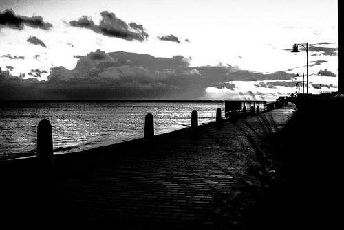 Avondlucht boven de Noordzee