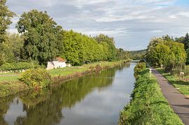 Canal des Vosges. by Richard Wareham