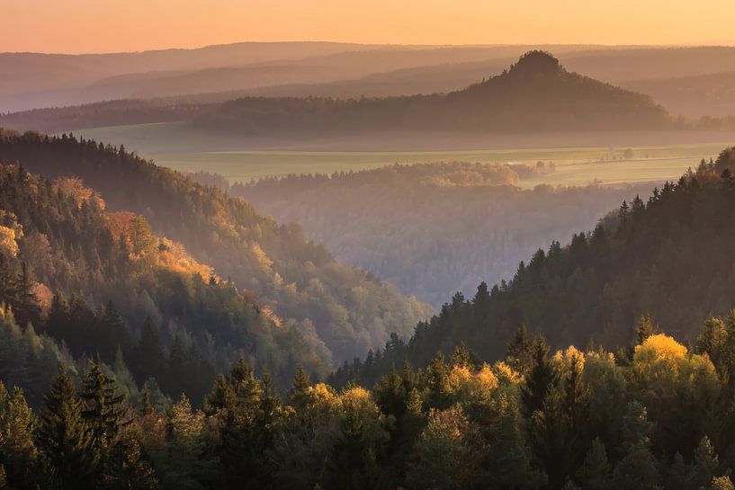 Kaiserkrone in de zonsondergang van Uwe Naumann