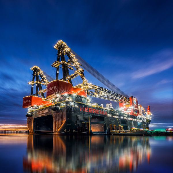 Sleipnir - größtes Kranschiff der Welt von Keesnan Dogger Fotografie