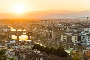 Blick auf die Altstadt von Florenz von Shanti Hesse