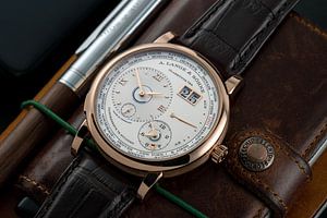 A. Lange & Söhne Lange 1 Time Zone 136.032 sur Tubray