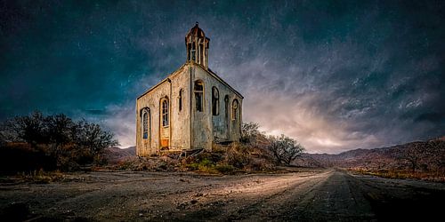 Verlaten kerk uit de jaren vijftig langs Route 66