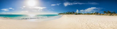Strand op het eiland Aruba in het Caribisch gebied.