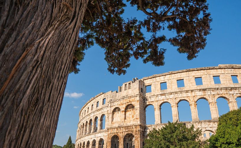 L'amphithéâtre antique de Pula en Croatie par Art Shop West
