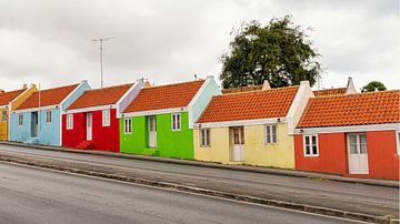 Maisons colorées de Curaçao 2 sur Marly De Kok