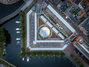 Maagjesbolwerk Zwolle von oben - Symmetrie am Kanal