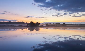 Zonsopkomst Terhorsterzand (Drenthe- Nederland) van Marcel Kerdijk