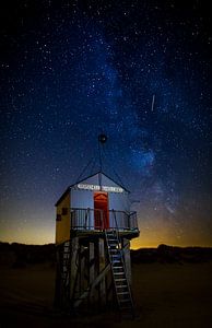 Schiffbrüchigenhütte Terschelling unter Sternenhimmel von Maurice Haak