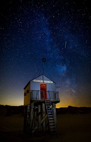 Little shipwreck shelter under the Milky Way at the isle of Terschelling by Maurice Haak