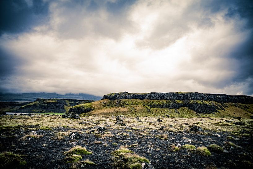 Iceland by Micha Tuschy