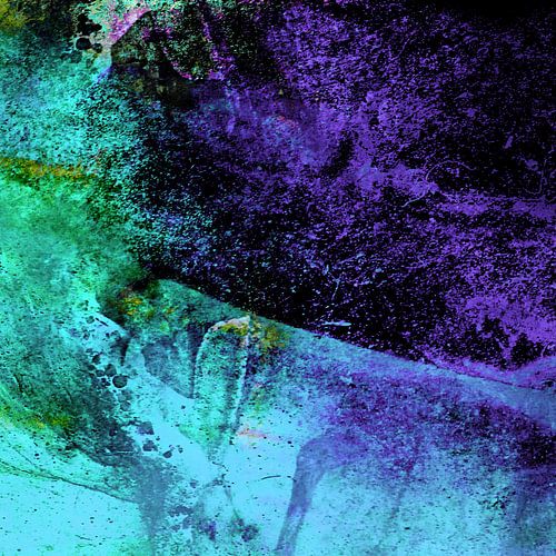 STORMY PURPLE VS BLACK v4-A