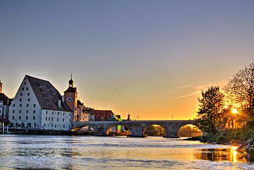 sunset Regensburg stone bridge