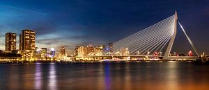 Rotterdam Skyline at night sur Rigo Meens
