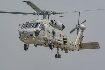 Japanse Sikorsky SH-60J Seahawk. van Jaap van den Berg