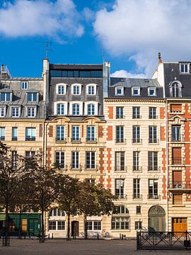 Blick auf historische Gebäude in Paris, Frankreich von Rico Ködder